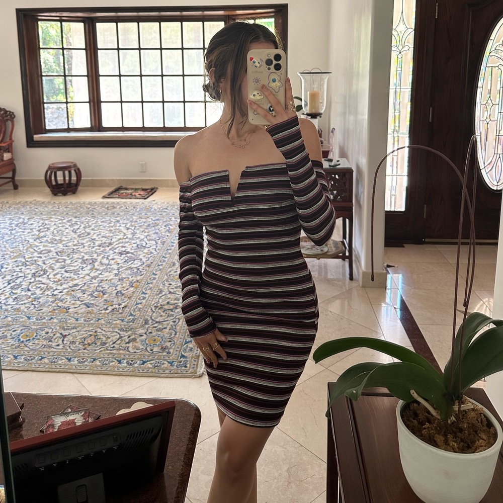 Revolve Off The Shoulder Dress By the Way XXS